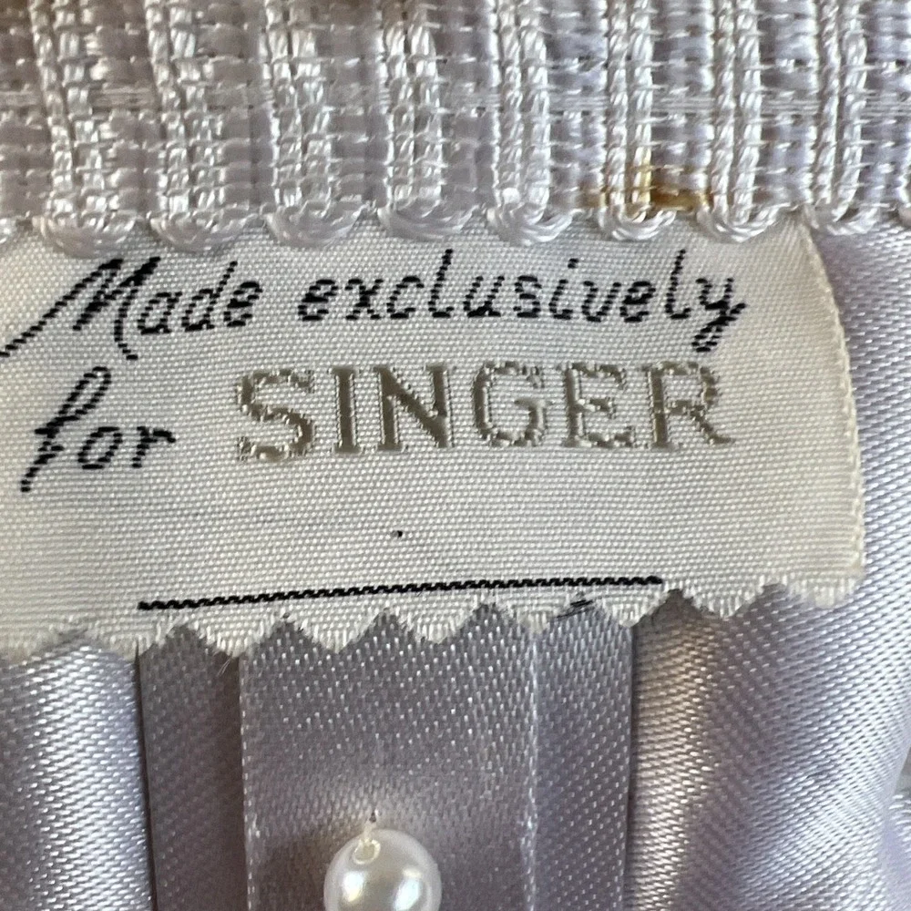Vintage Singer Sewing Basket Rectangular Woven Wicker‎ Box w/ Handles